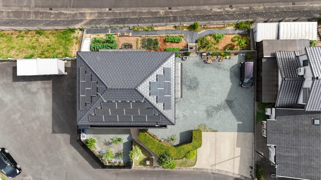 ドローン撮影した屋根